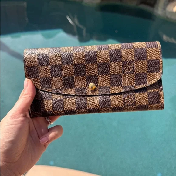 Authentic Louis Vuitton Portefeuille Emilie Damier Wallet Crossbody Bag - Picture 11 of 13